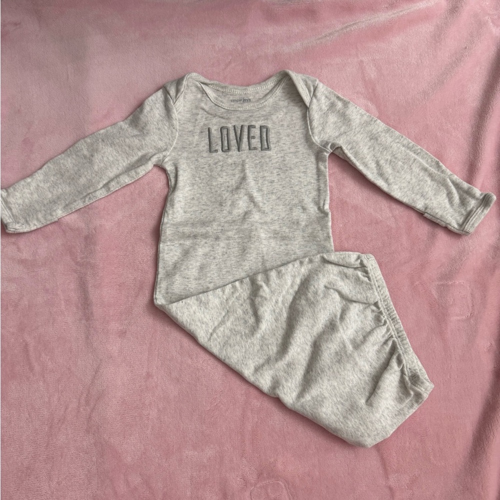 Simple Joys by Carter's Gray Print sleeper gown